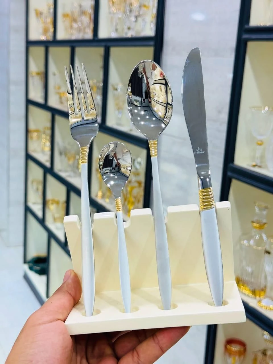 طقم معالق استالس ارشيا 86 قطعه 18علي10-منتجات ارشيا - مصر